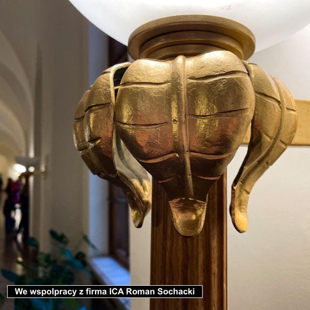 Złota lampa